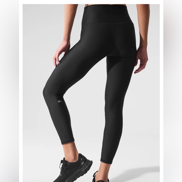 All Black Airlift 7/8 Leggings NWT Large - Picture 3 of 9